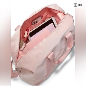 Victoria's Secret Light Pink Travel Bag new